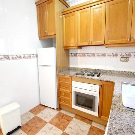 Enjoy A Stylish Experience At Centrally-located Place ! Guest house