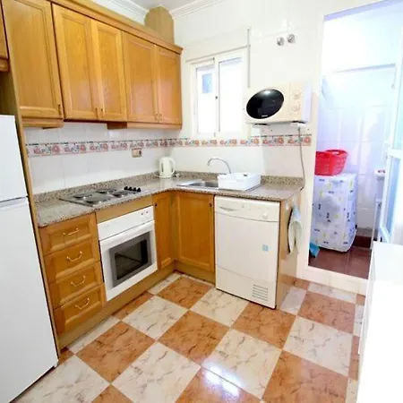 Enjoy A Stylish Experience At Centrally-located Place ! Pensjonat